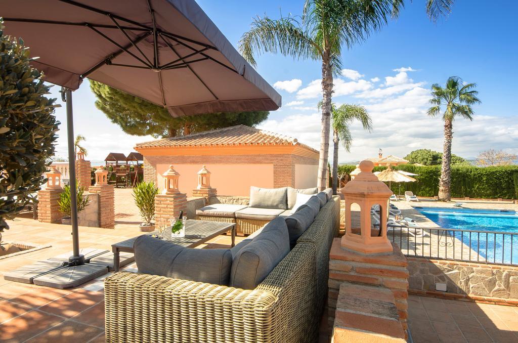 Villa Conmigo Bed & Breakfast Alhaurin de la Torre Ngoại thất bức ảnh